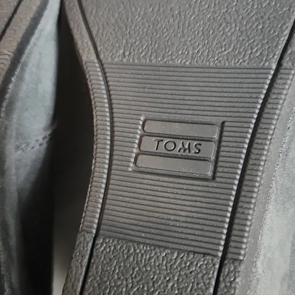 TOMS Kala Forged Iron Grey Suede Wedged Lace-up Ankle Boots Booties (w size 11)